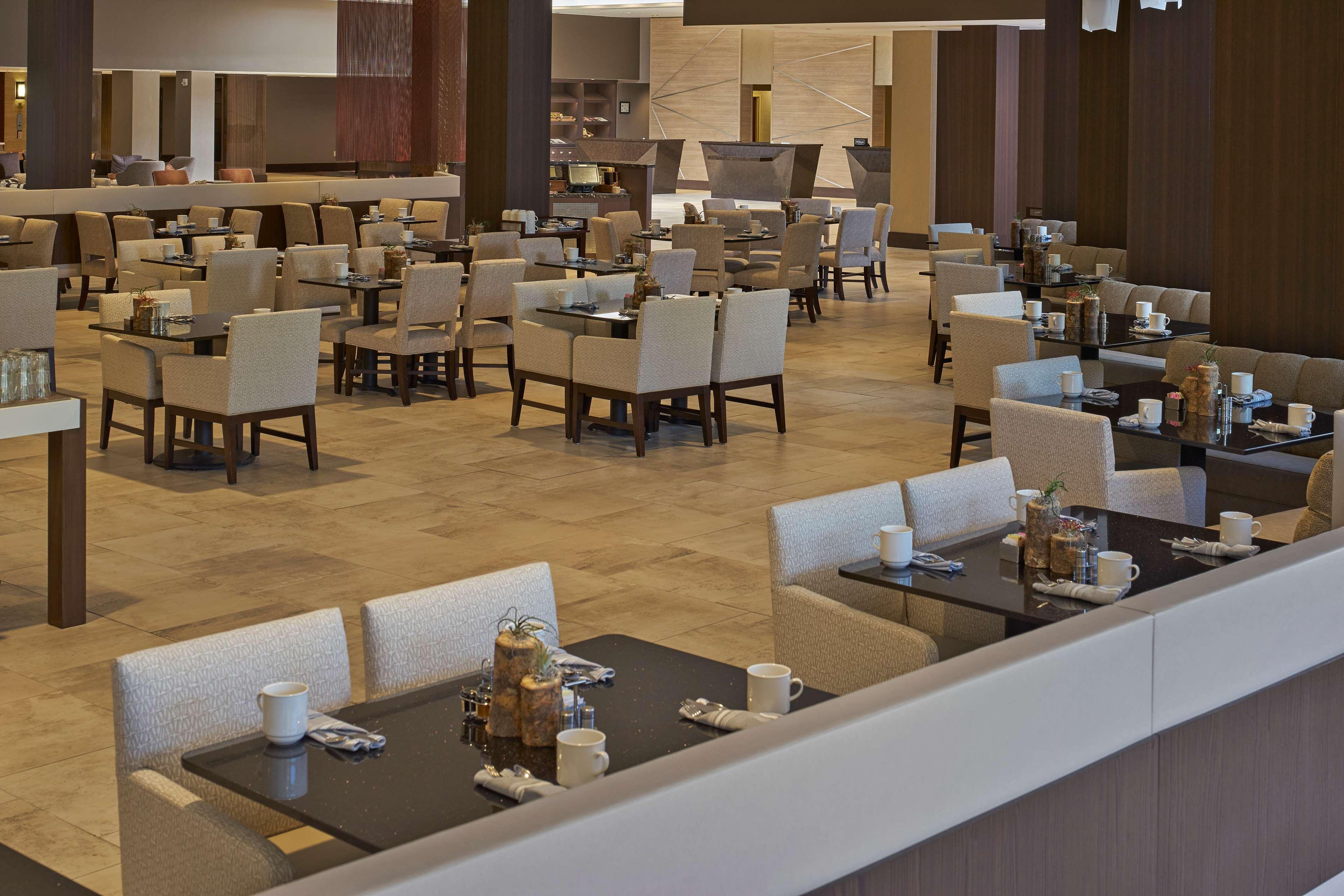Hilton Raleigh North Hills Hotel Съоръжения снимка