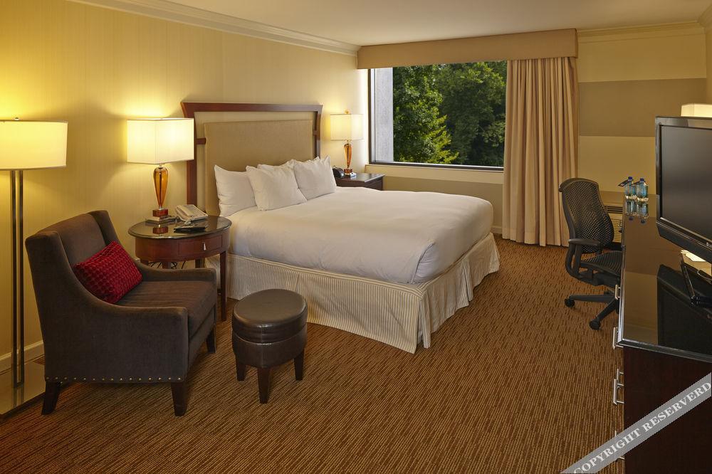 Hilton Raleigh North Hills Hotel Екстериор снимка