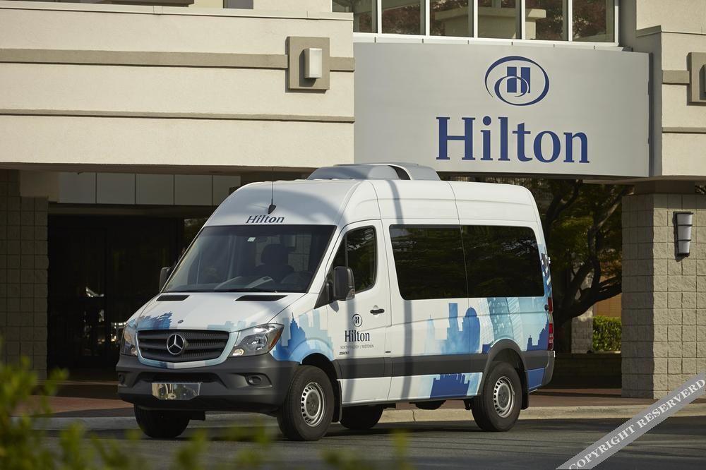 Hilton Raleigh North Hills Hotel Екстериор снимка
